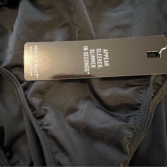 NWOT Miraclesuit Magicsuit Solids Jersey Tennis Swimsuit Skirt size 8 skort - Picture 15 of 16